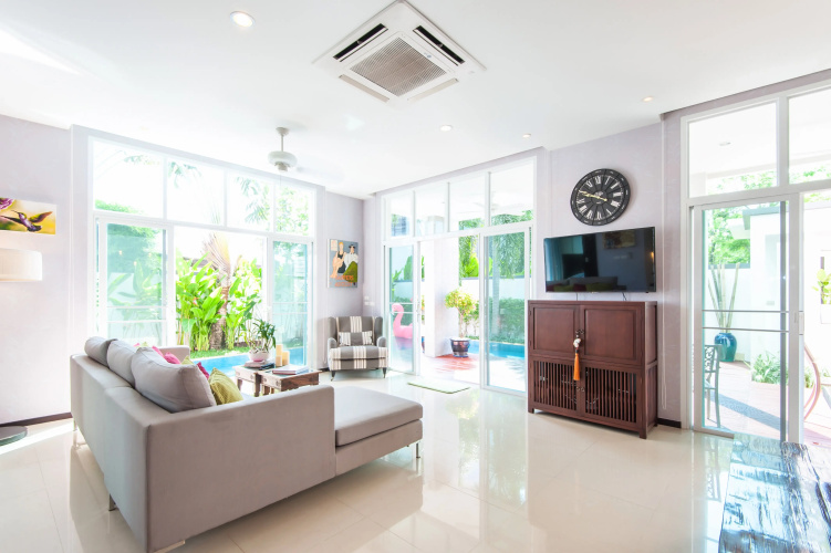 Luxurious Private pool villa near beach Villa