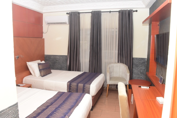 Executive Suite