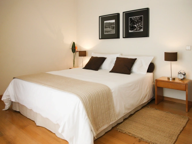 2 Bedrooms Quadruple Apartment with balcony