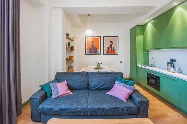 2 Bedrooms Quadruple Apartment with city view