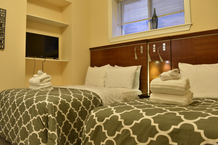 Chicagoland Guest house