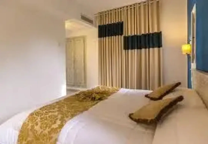 Standard Triple room with balcony