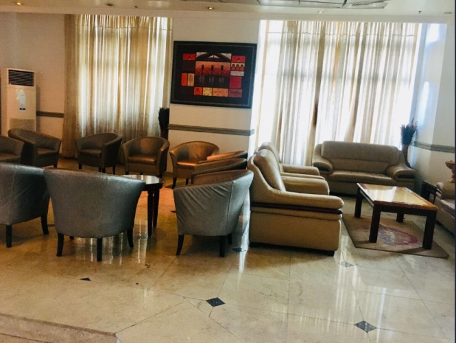 Peninsula Towers Hotel