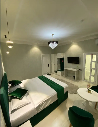 Double Suite