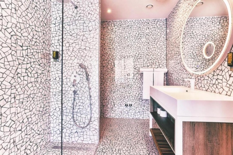 Carine Hotel Kumbor photo 25