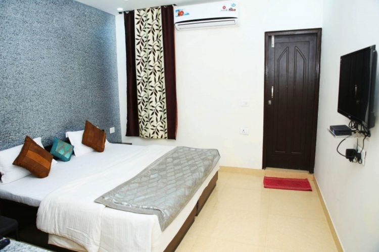Standard Double room with balcony