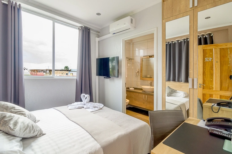 Standard Double room with view