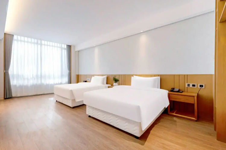 Luxury Suite