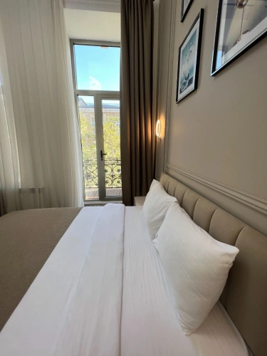 Deluxe Double room with balcony