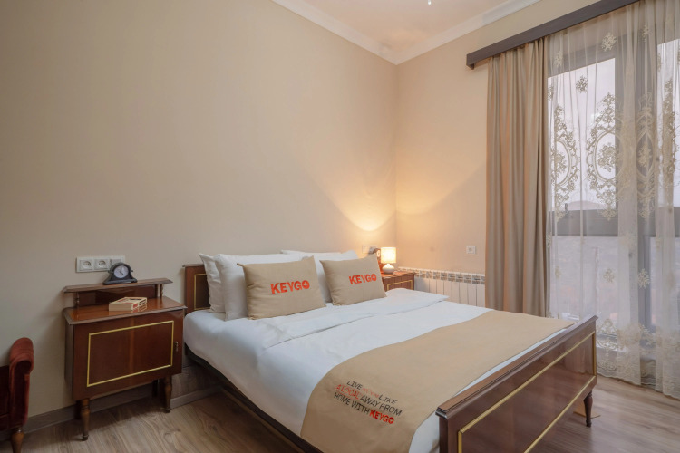 Фотография номера квартиры Апартаменты KeyGo 0222 рядом с парком Дианы Абгар