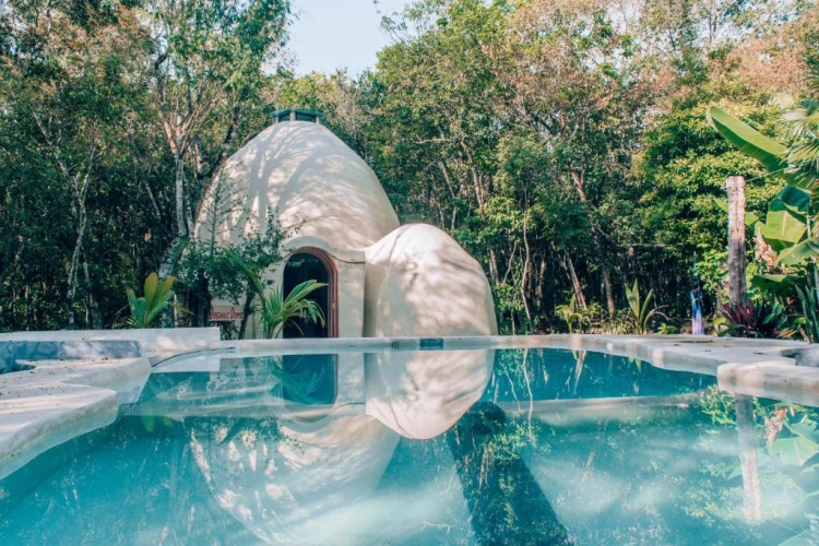 Deluxe Bungalow