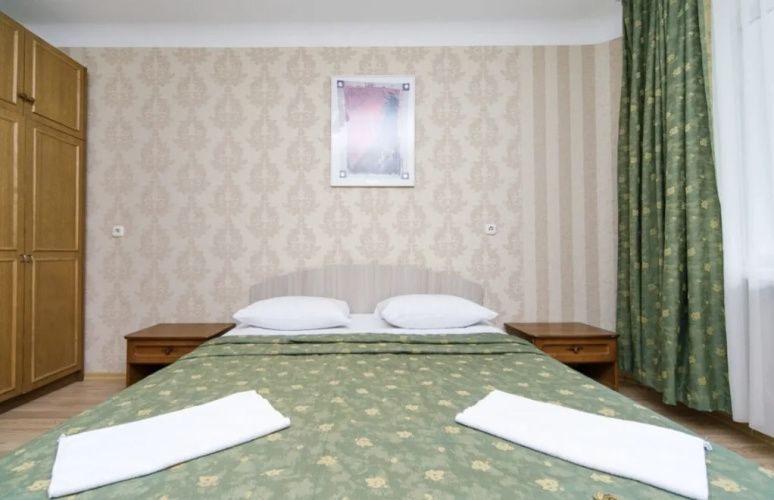 Double Suite