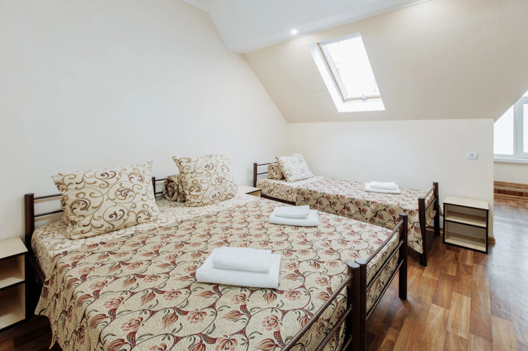 Фотография номера гостевого дома Лазурь Аллама групп