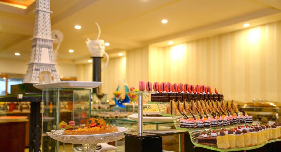 The Grand Kandyan HotelOver view