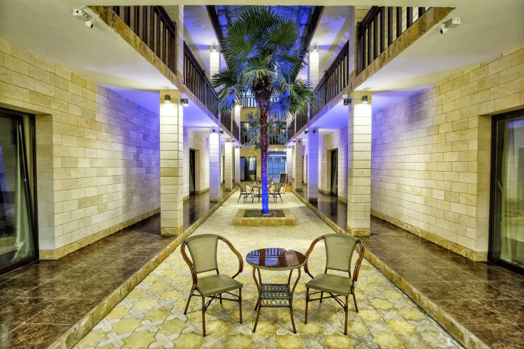 Vesna Hotel