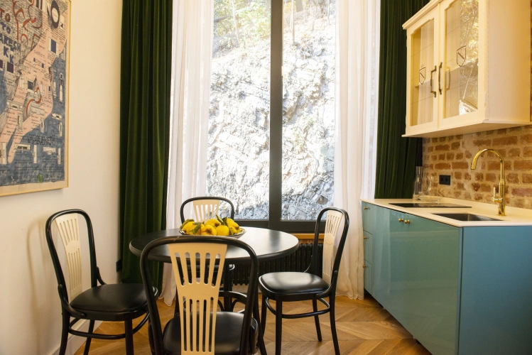 1 Bedroom Apartment with view