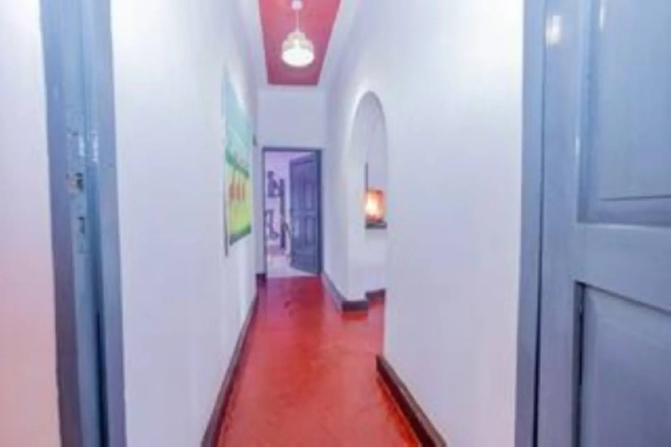 Dora Villa