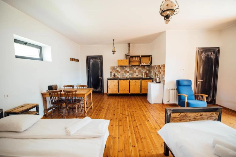 Classic Quadruple Family room with balcony and with mountain view