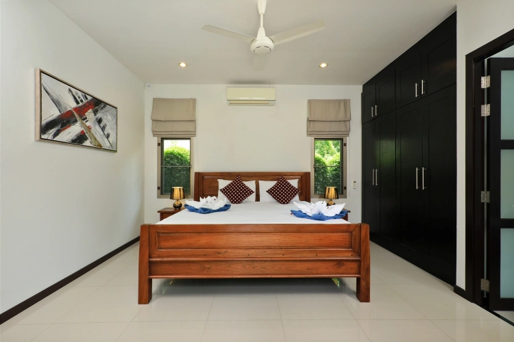 3 Bedrooms Luxury Villa