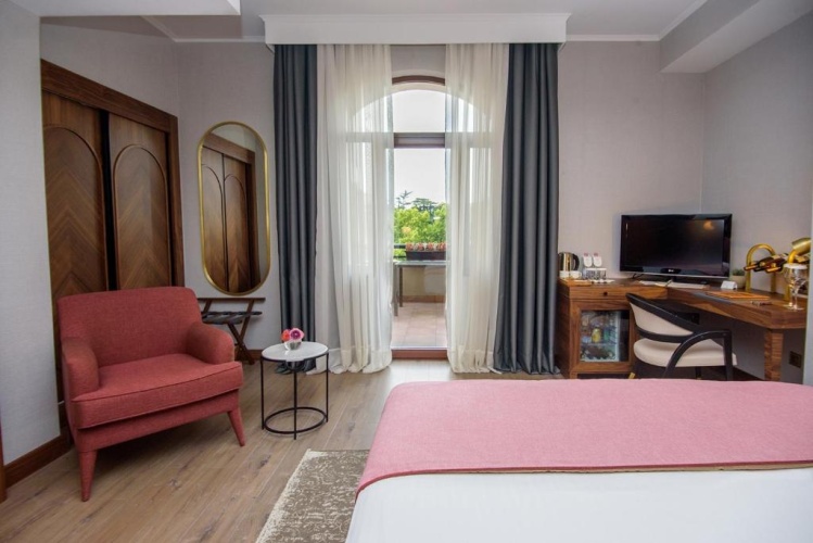 Deluxe Double room with balcony and with view