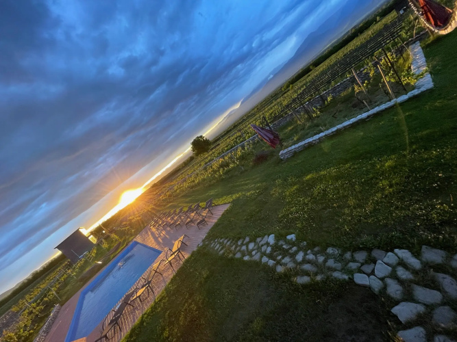 Chateau Resse Hotel