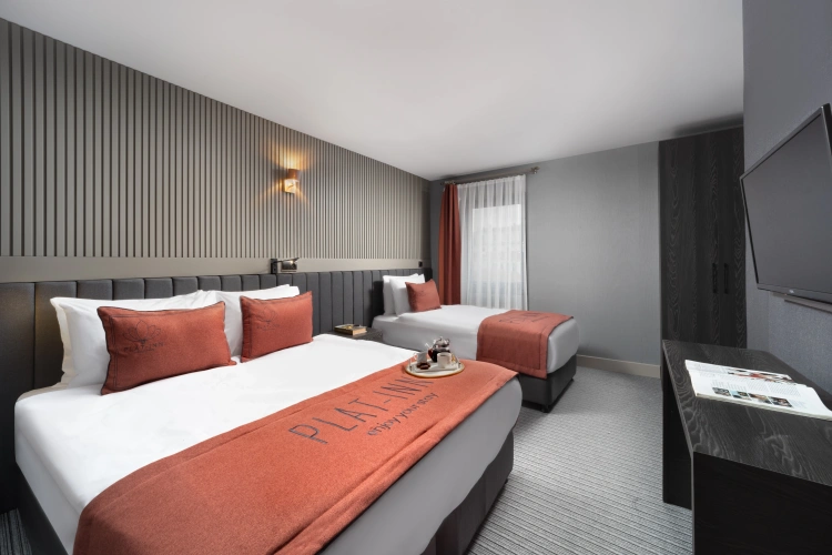 Superior Triple room
