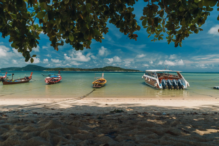 Love Rawai Hotel
