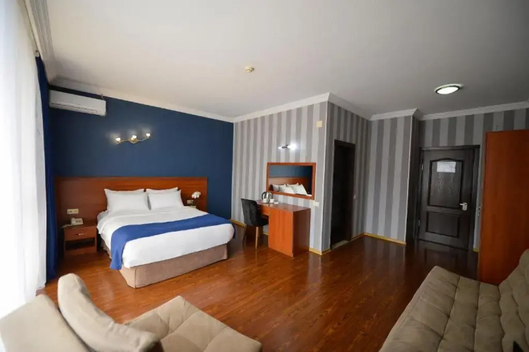 Aura Boutique Hotel