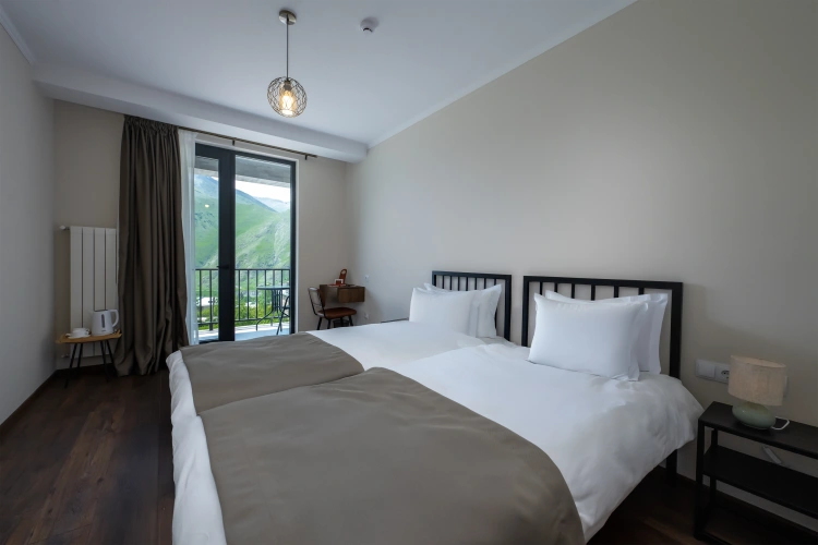 Comfort Twin room with balcony and with mountain view