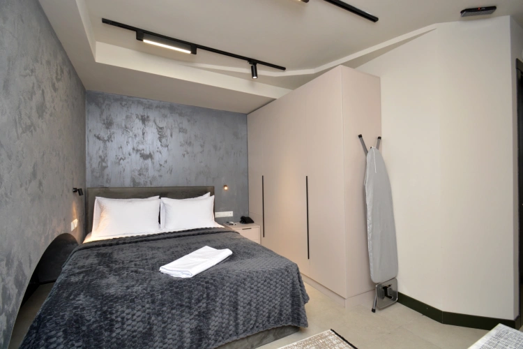 1 Bedroom Double Apartment