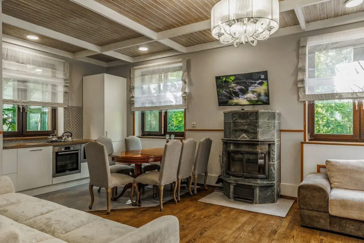 Фотография номера Коттеджа Частный дом Современный с баней и бассейном