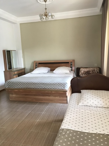 Deluxe Triple room with balcony