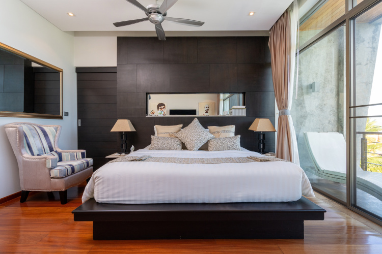 3 Bedrooms Luxury Villa with balcony and with view