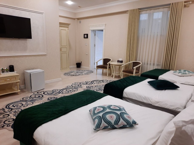 Deluxe Triple room