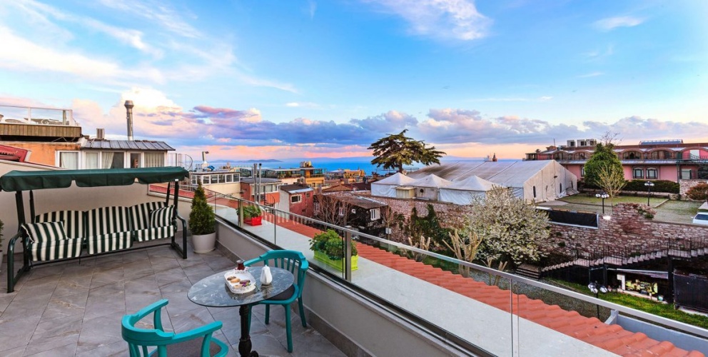 Suite with balcony and with sea view