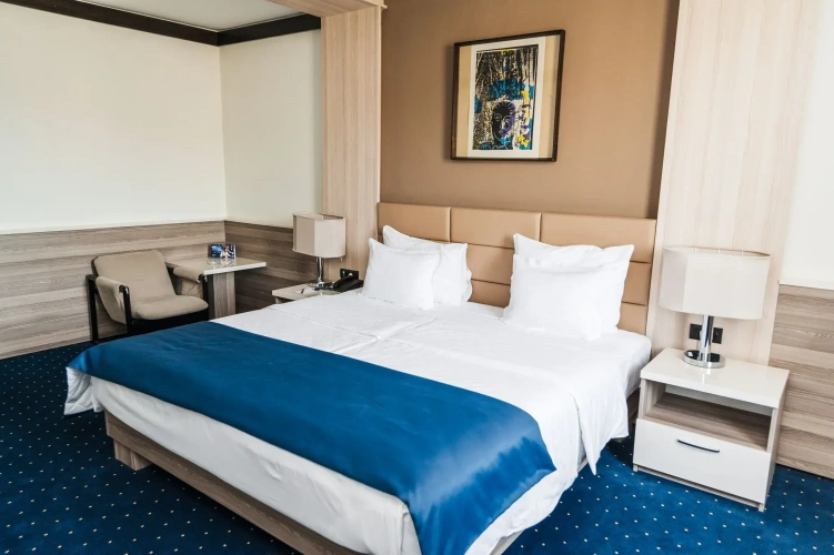 Standard Double room with view