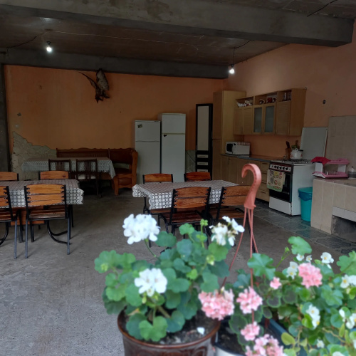 Mari Guest house