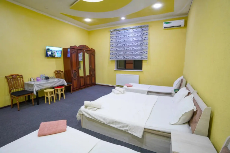 Luxe Hotel