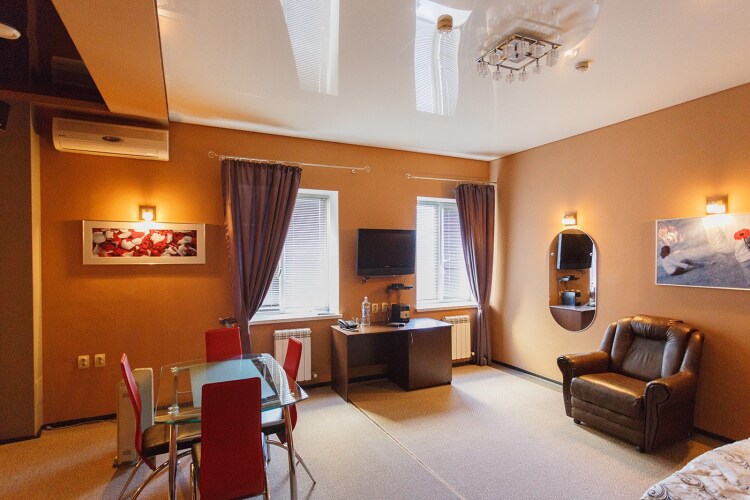 Двухместный номер Комфорт двуспальная кровать