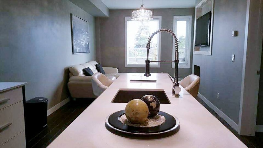 1 Bedroom Apartment with balcony and with view