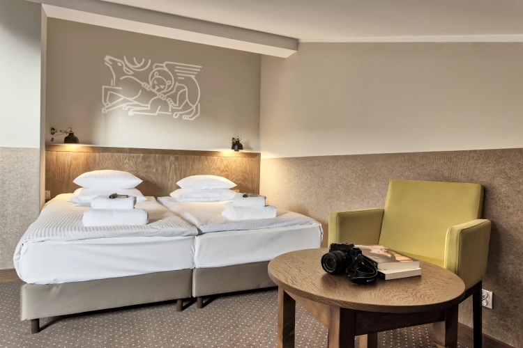 Classic Double room with city view
