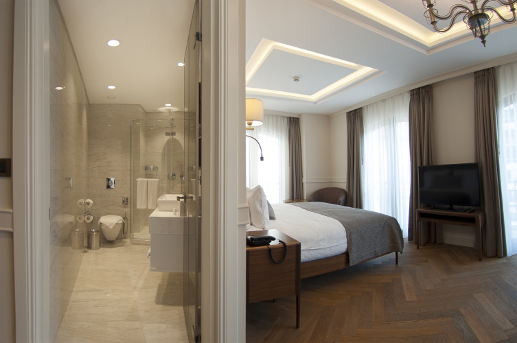 Superior with Sofa Double room with city view