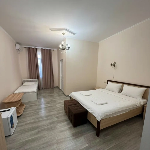 Superior room with pool view