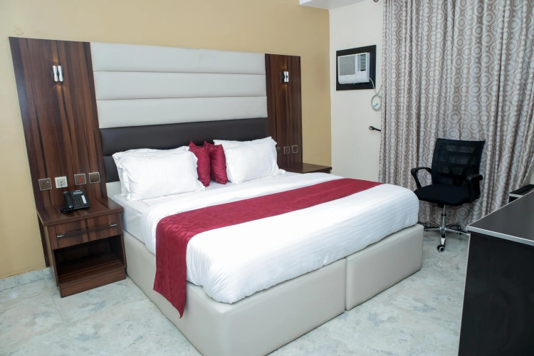 Deluxe Double room with view