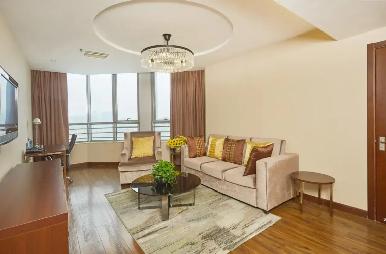 Quadruple Family Suite with city view