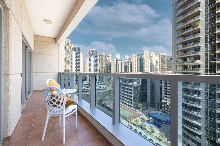 Luxury and Spacious Full Marina View Flat