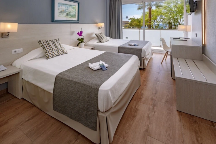 Junior Suite with balcony