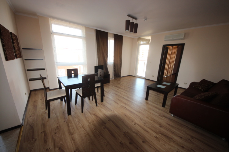 1 Bedroom Apartment with balcony