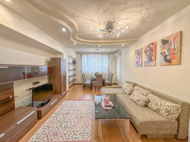 Kulturnaya Zhizn v Tsentre Flat