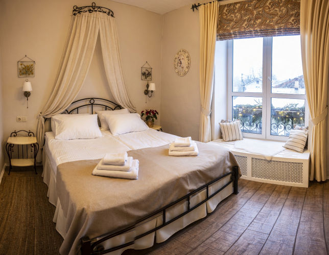 Фотография номера гостиницы Монастырская гостиница на Октябрьской площади